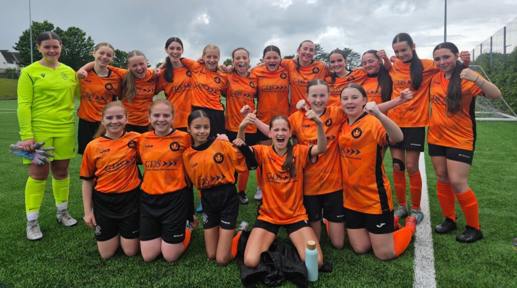 Gleniffer Thistle Girls Team