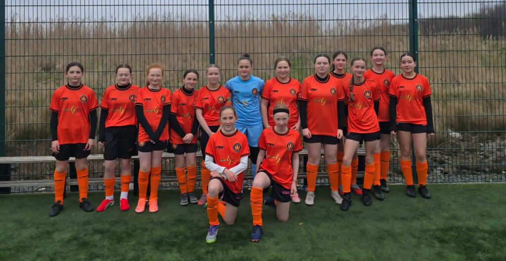 Gleniffer Thistle Girls team